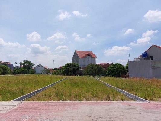 Bán đất đấu giá Vĩnh Xá, Kim Động, sổ đỏ chính chủ 12,x/m2