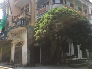 Bán nhà 2 mặt đường 90m²