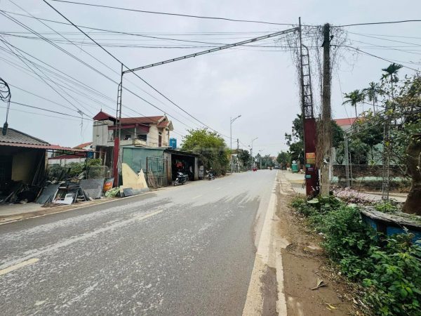Chính chủ cần bán 103,2m2 trục chính đường Chu Mạnh Trinh - Văn Giang đối diện vành đai 4