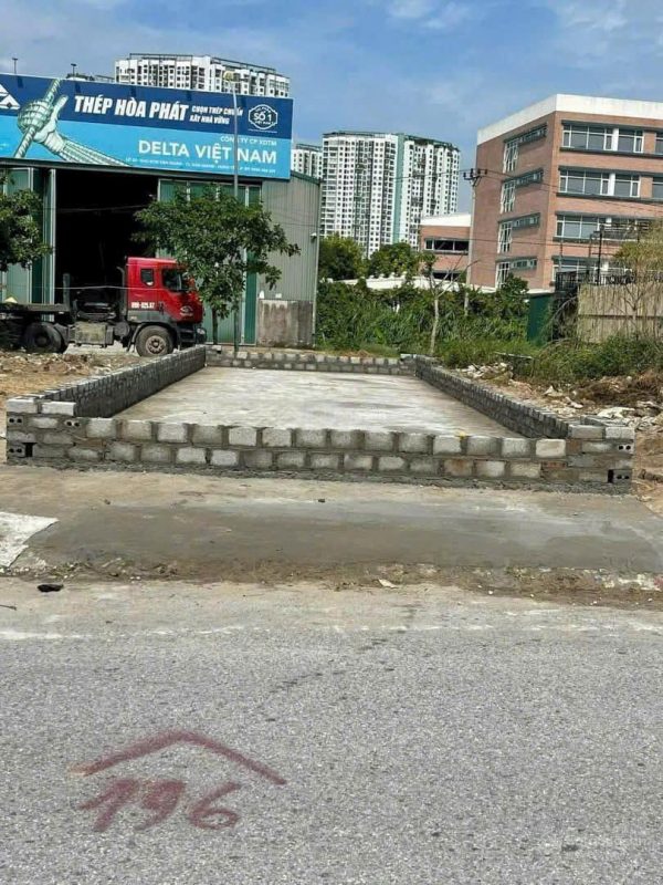Bán lô đất 80m2, 5m mặt tiền khu 4.3 hecta Văn Giang, kinh doanh sầm uất. Giá thương lượng