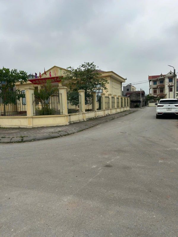 BÁN LÔ GÓC ĐẤU GIÁ LẠC ĐẠO - TRUNG TÂM VĂN LÂM - HƯNG YÊN