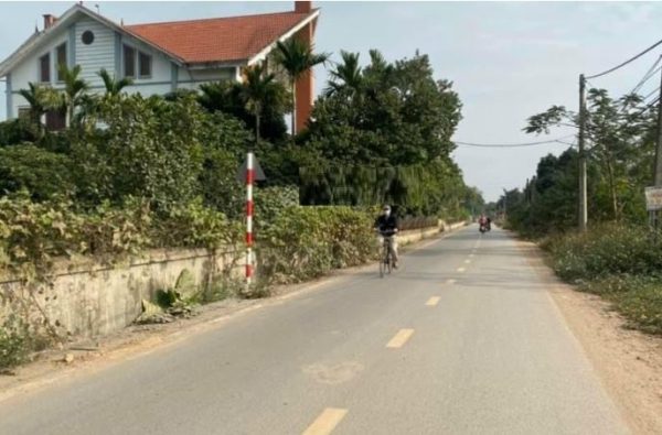 Cần tiền bán gấp. Lô góc đấu giá đại tài, sát Vin2 và đường VĐ 3.5