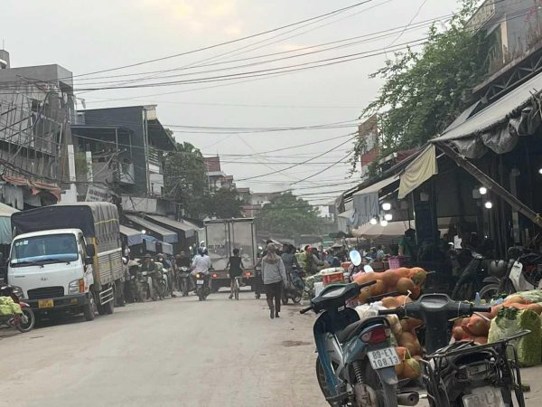 Bán 80m2 đất chợ đầu mối nông sản Đông Tảo, Khoái Châu đang xây dựng