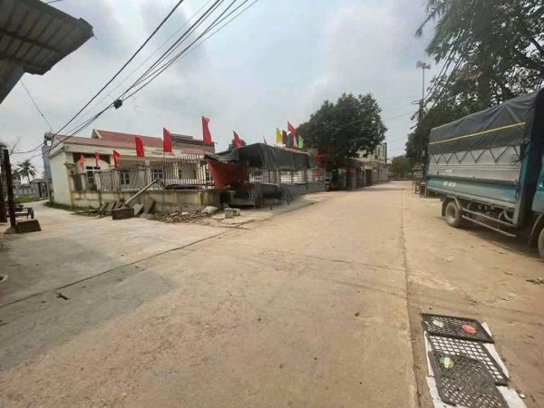 Bán đất 64.7m2 - sổ đỏ trao tay