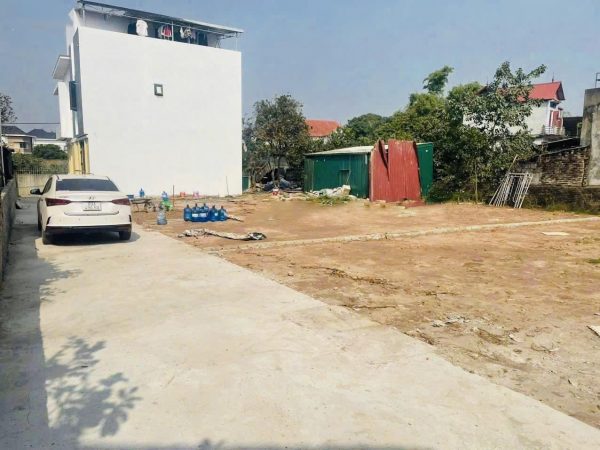 Cần bán nhanh 103.3m2 đất thổ cư Liên Nghĩa - Văn Giang đường ô tô vào thoải mái giá chỉ 33.5 triệu/m2