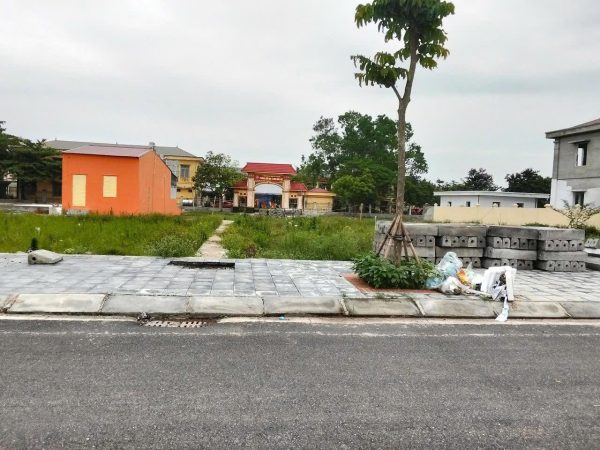 Bán lô đất 80m2, mảnh sẻ khe 2 mặt thoáng đấu giá tại Bảo Khê, Hưng Yên, giá 3,65 tỷ, view đẹp hot