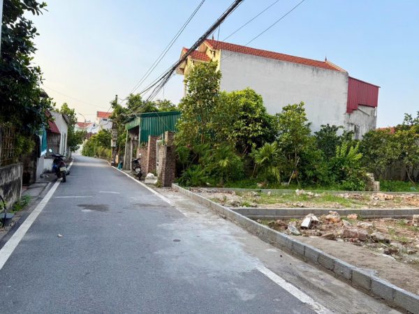 Bán gấp 95m² đường nhựa ô tô tránh, giá siêu tốt do gia chủ cần tiền