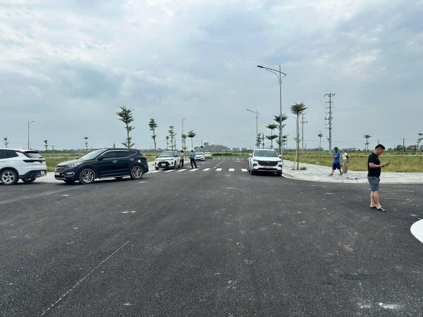 Siêu Phẩm Lô Đất Đấu Giá Vị Trí Kim Cương Ngay Trung Tâm KCN Vân Du – Ân Thi, Hưng Yên