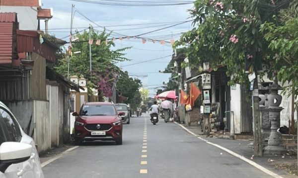 Siêu đẹp! 90m2 full thổ cư tách được 2 lô tại Liên Nghĩa, Văn Giang. Thích hợp lướt sóng