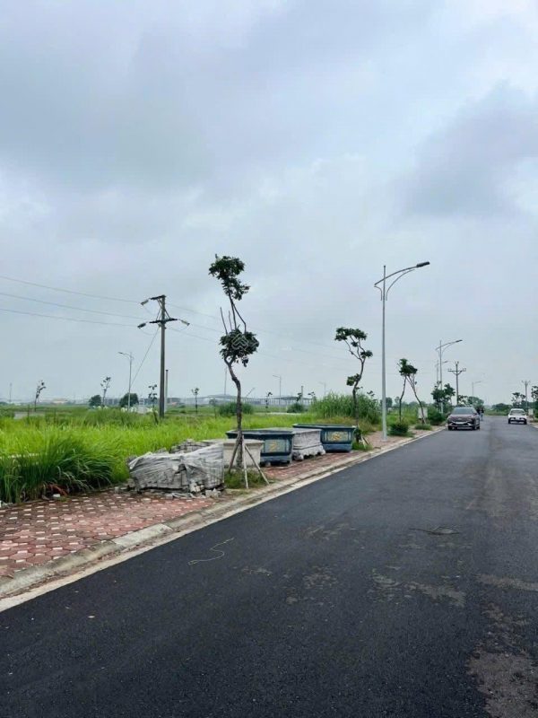 Siêu phẩm đất giãn dân Minh Đức – View vườn hoa, bãi đỗ xe – Giá yêu thương!